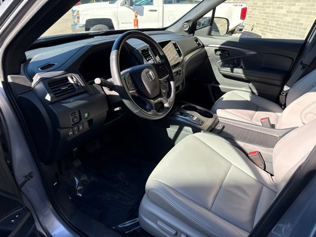 Used 2023 Honda Passport EX-L image 15