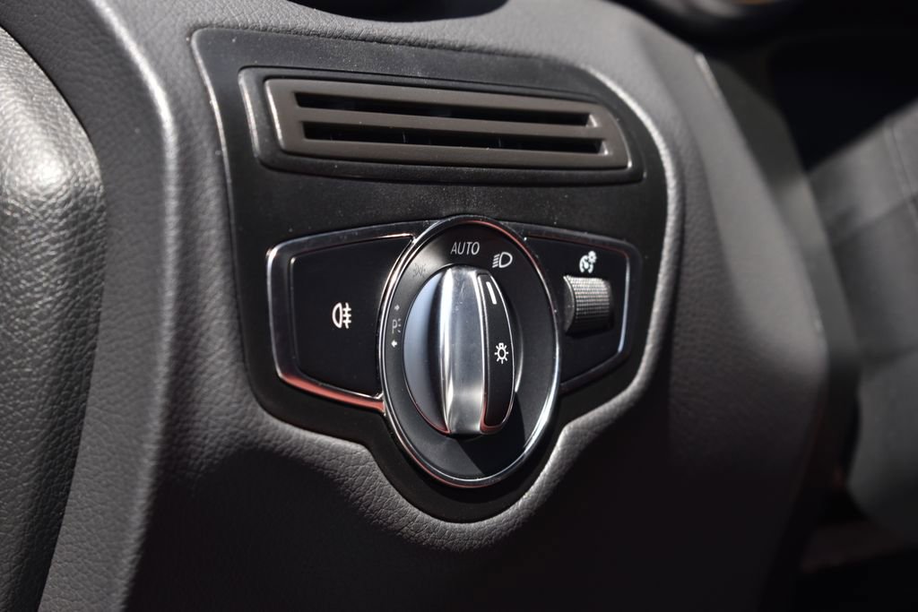 Certified 2023 Mercedes-Benz GLC 300 4MATIC Coupe image 20