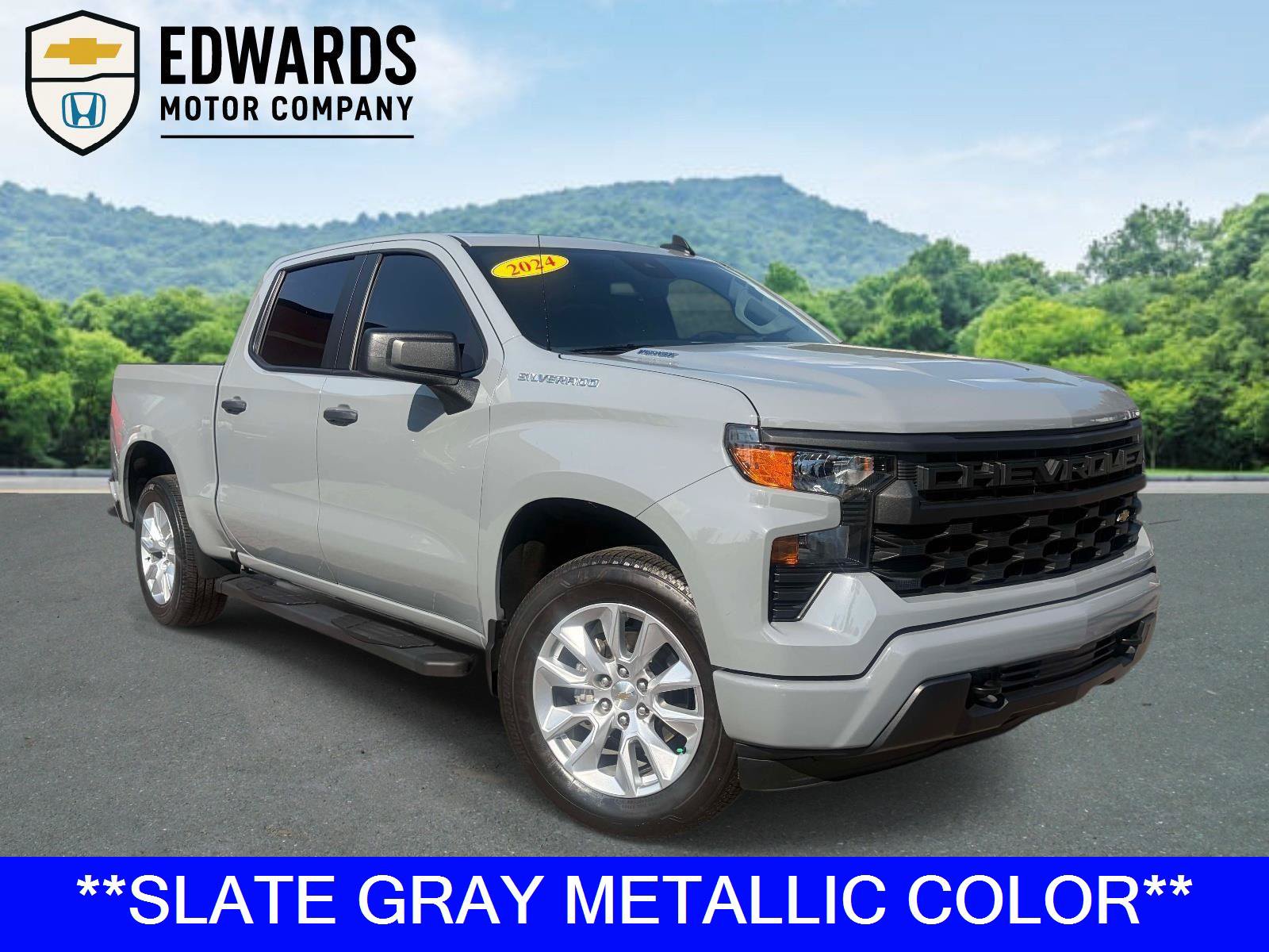 Used 2024 Chevrolet Silverado 1500 Custom RWD image 1