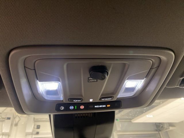 Used 2023 Chevrolet Silverado 1500 LT image 20