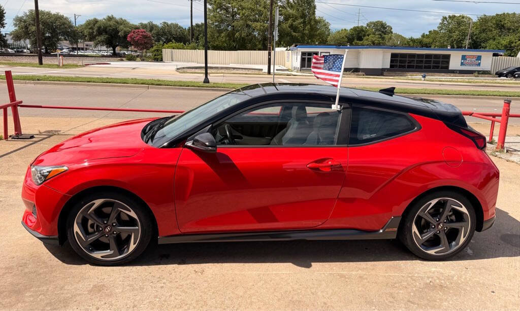 Used 2019 Hyundai Veloster Turbo Ultimate FWD image 2
