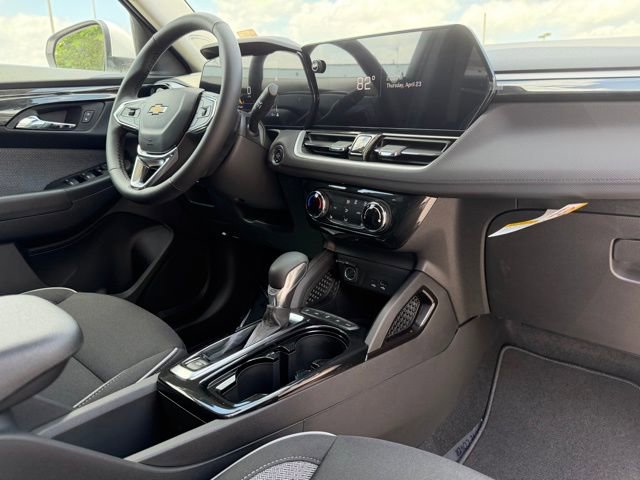 New 2026 Chevrolet TrailBlazer LT AWD/4WD image 10