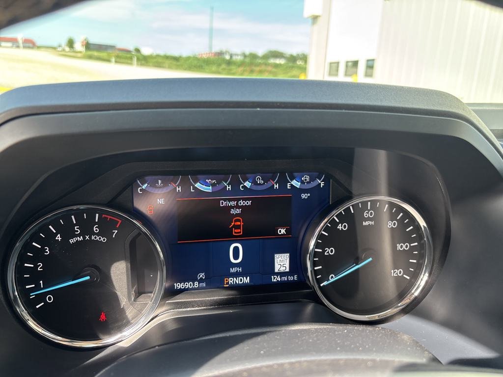 Used 2024 Ford Expedition Limited image 30