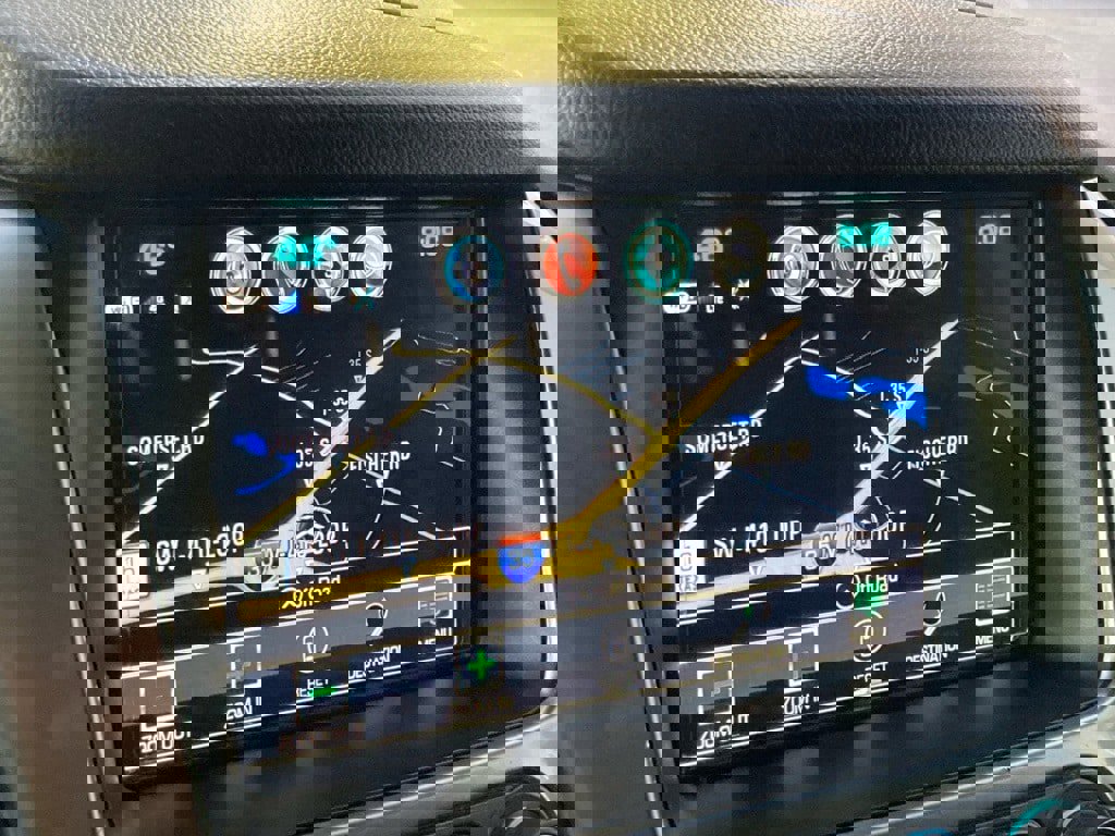 Used 2018 Chevrolet Tahoe LT image 19