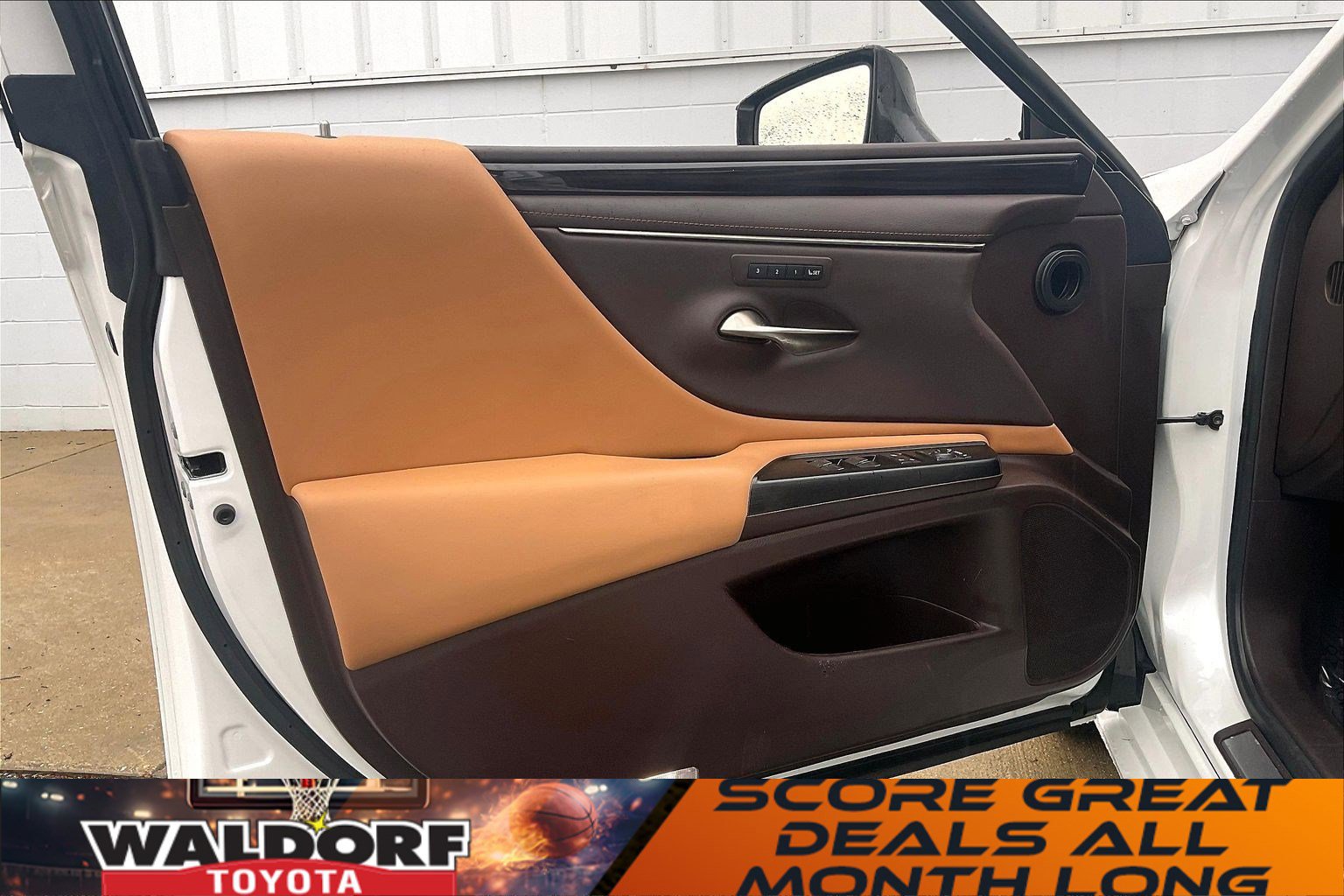 Used 2021 Lexus ES 350 w/ Premium Package image 28