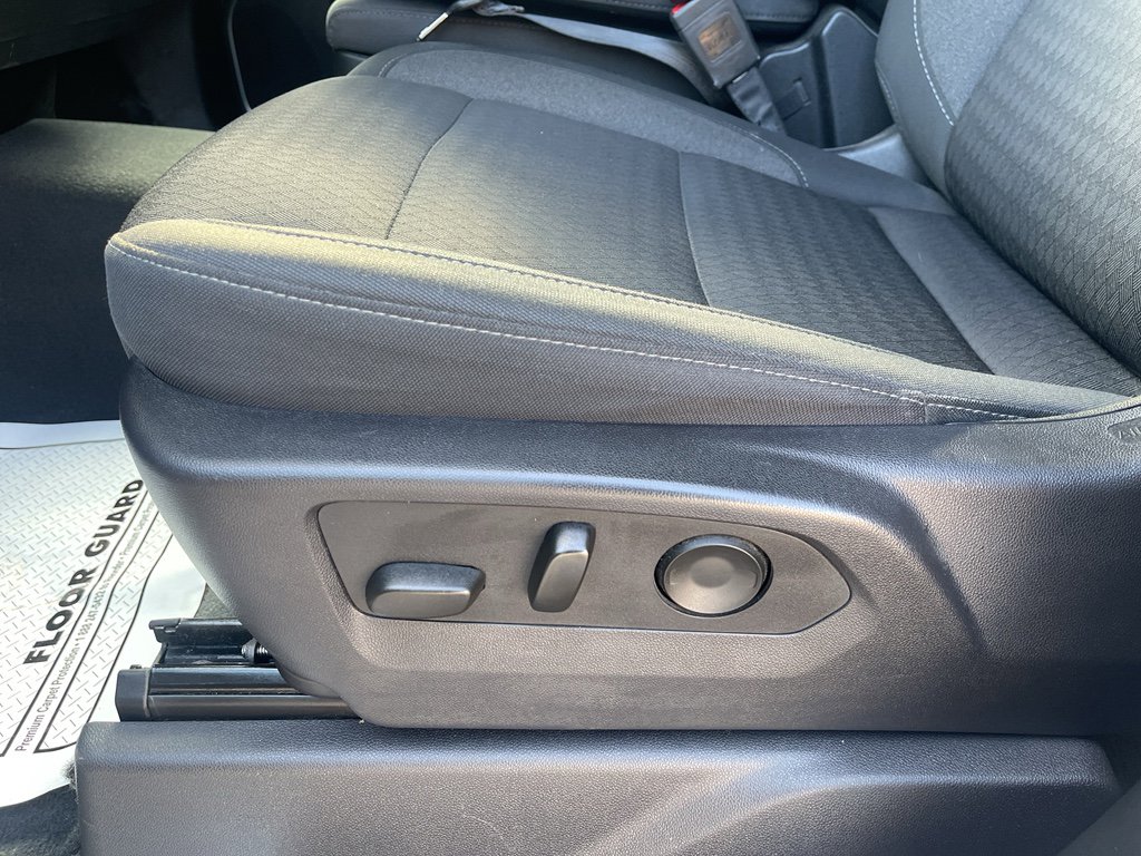 Certified 2025 Chevrolet Silverado 1500 LT image 17