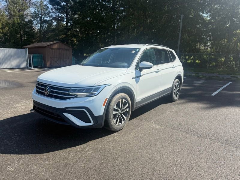 Used 2023 Volkswagen Tiguan S image 3