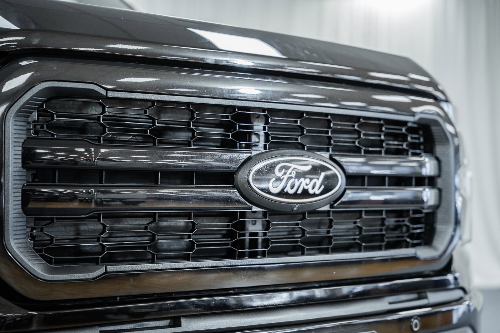 Certified 2025 Ford F150 Lariat w/ Equipment Group 502A High image 7