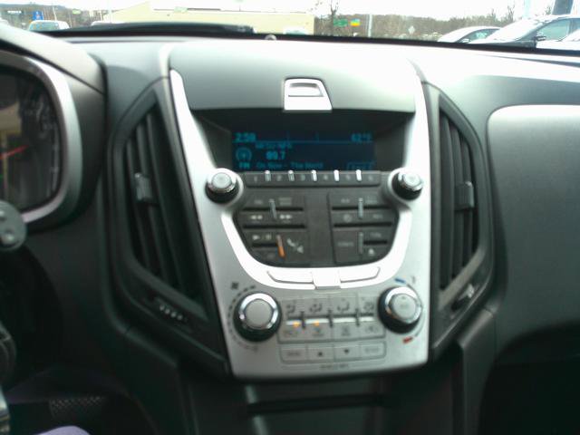 Used 2013 Chevrolet Equinox LS AWD/4WD image 10