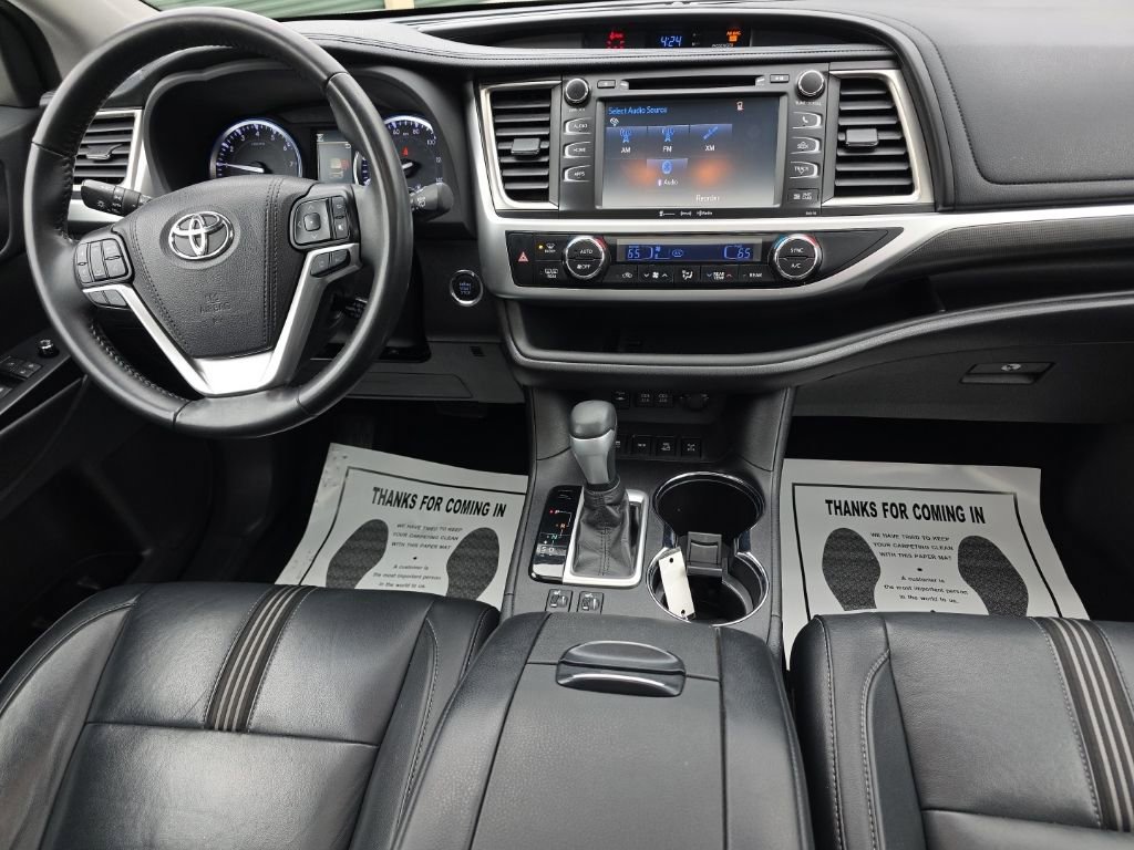 Certified 2018 Toyota Highlander SE image 20