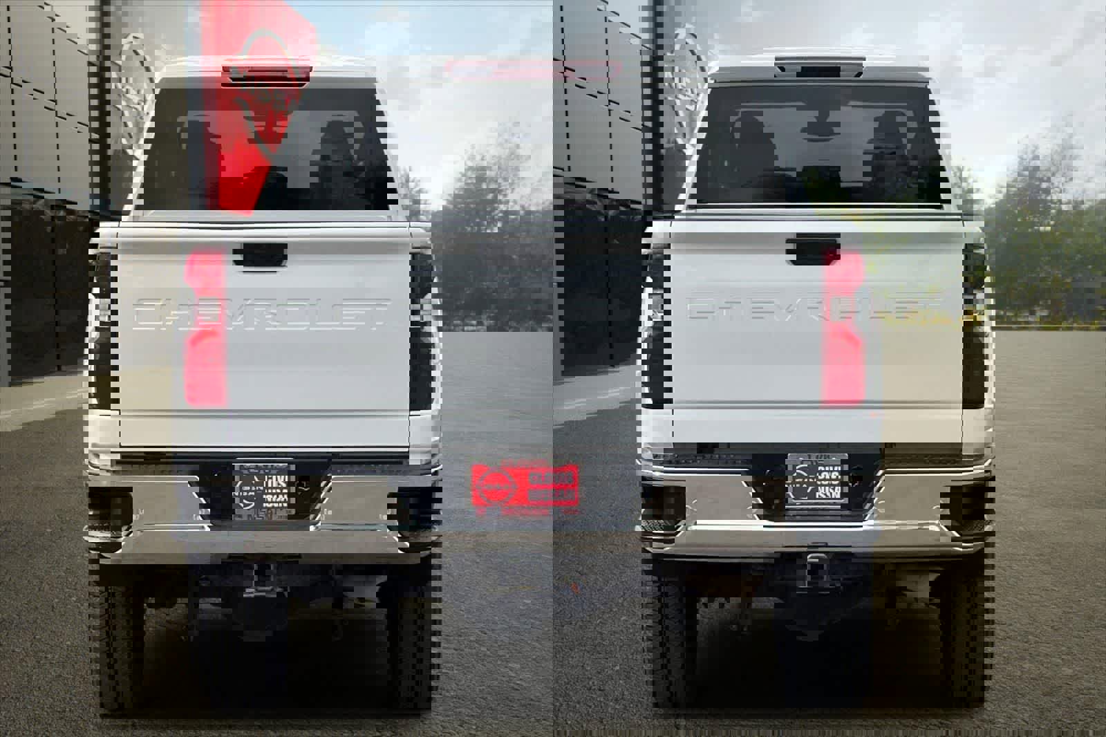 Used 2022 Chevrolet Silverado 2500 LT AWD/4WD image 8