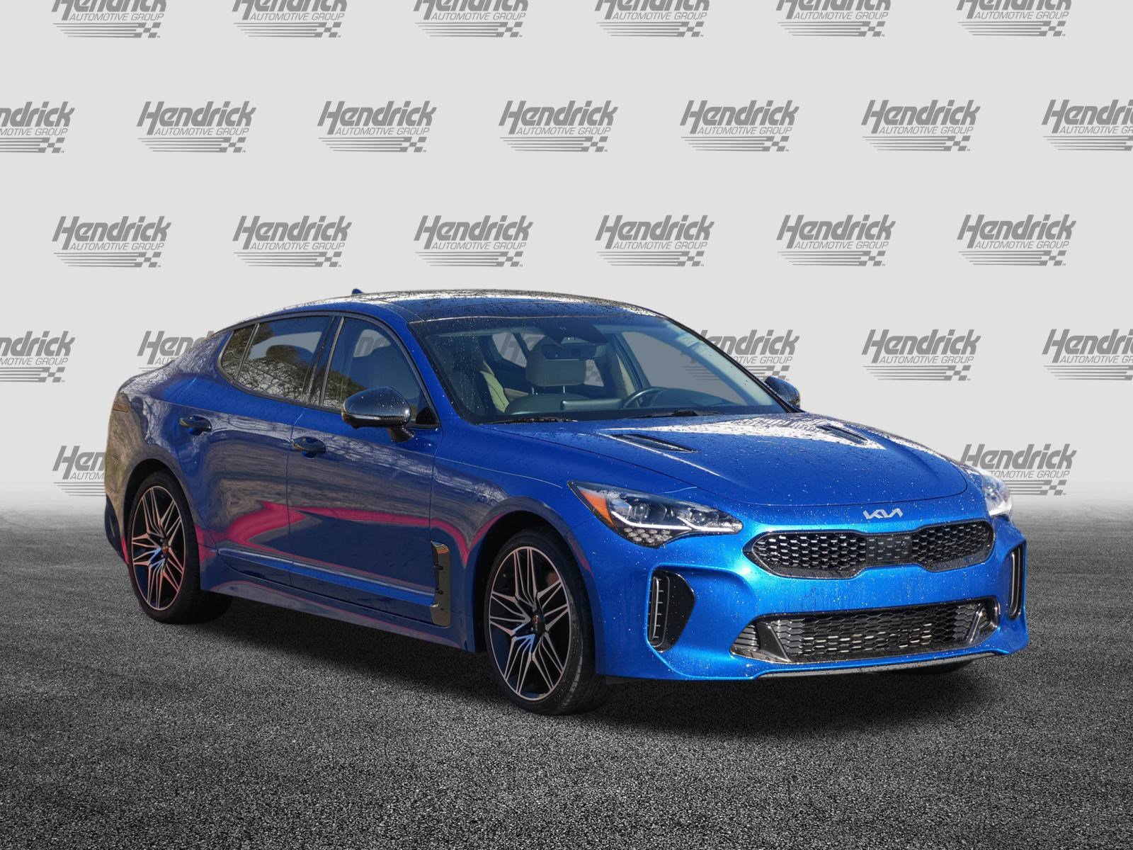Used 2023 Kia Stinger GT2 image 2