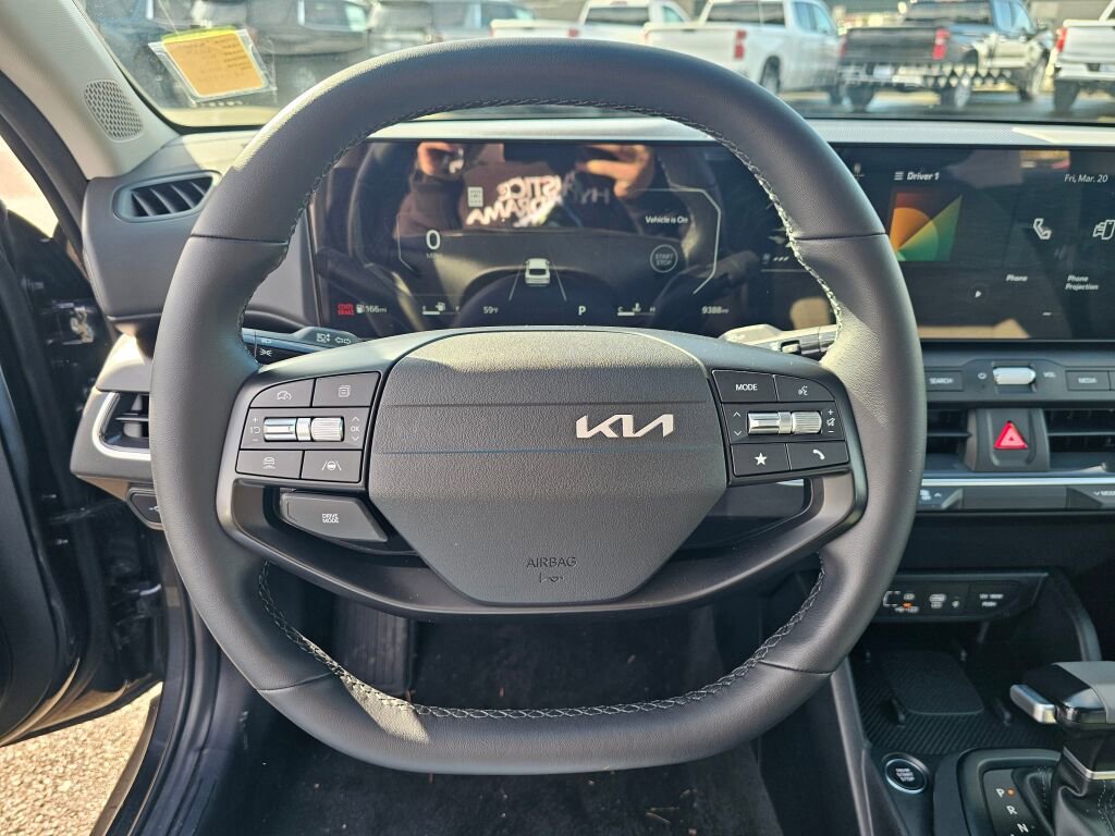 Certified 2025 Kia K4 EX image 11