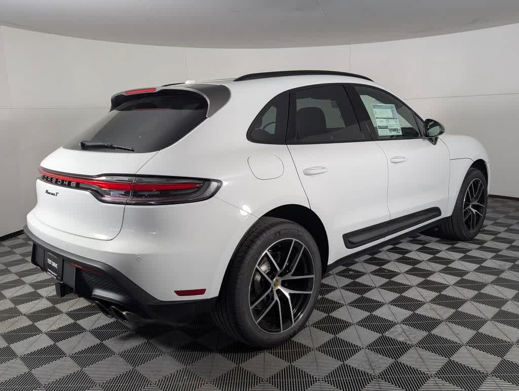 Used 2026 Porsche Macan Turbo AWD/4WD image 7