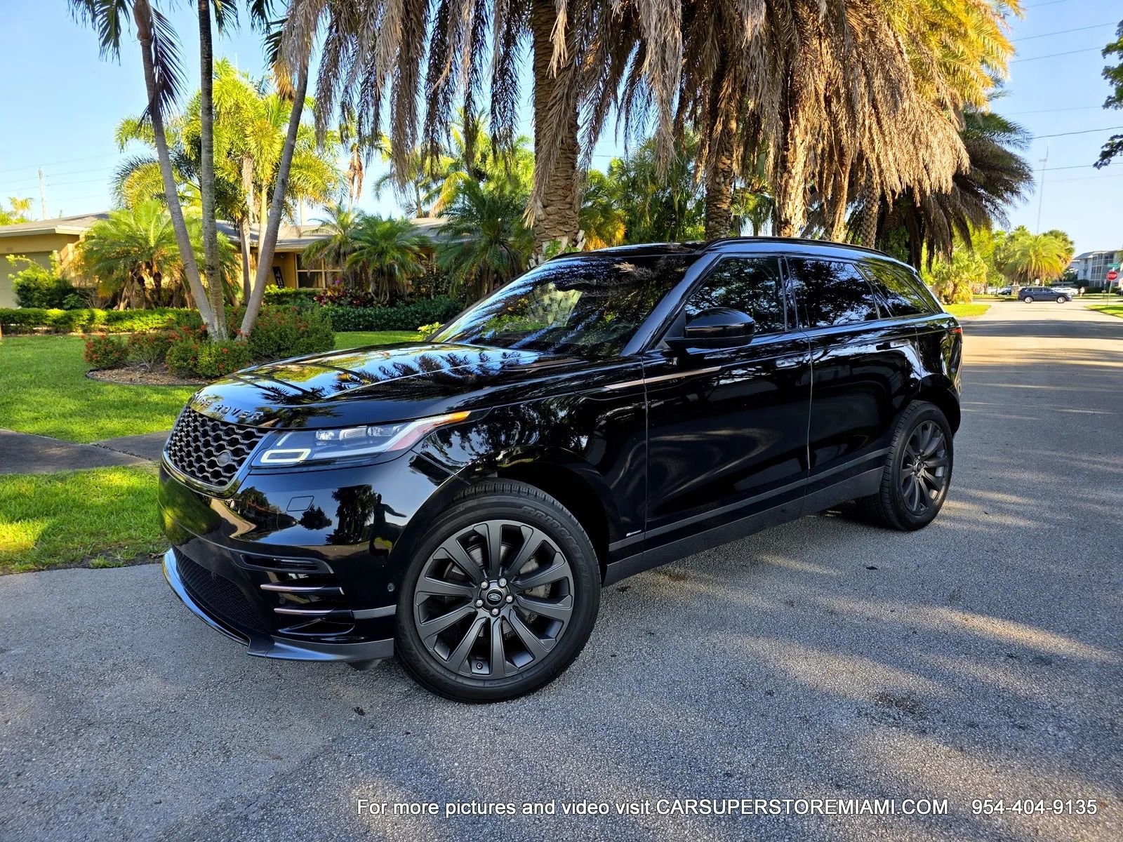 Used 2018 Land Rover Range Rover Velar R-Dynamic SE AWD/4WD image 7