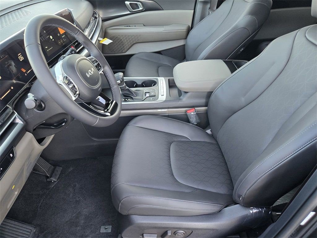 New 2026 Kia Carnival image 8