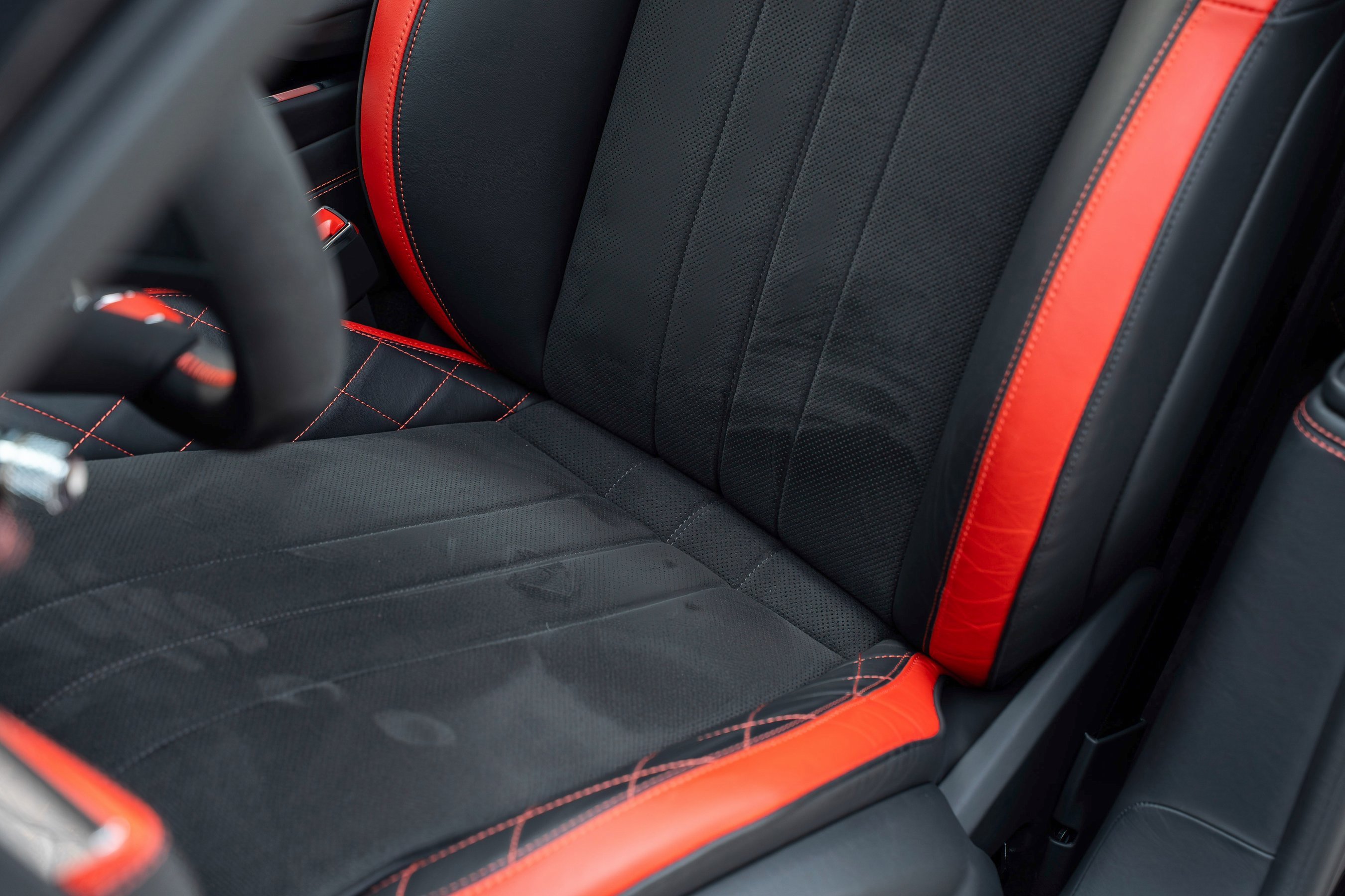 Certified 2024 Bentley Flying Spur W12 image 24