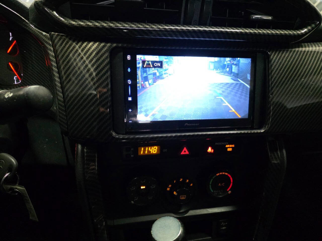 Used 2015 Scion FR-S image 21