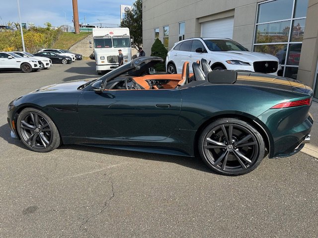 New 2024 Jaguar F-TYPE R image 18