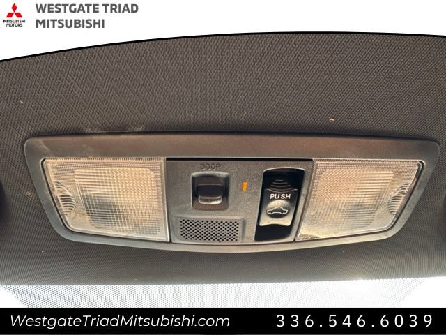Used 2018 Mitsubishi Outlander LE AWD/4WD image 17