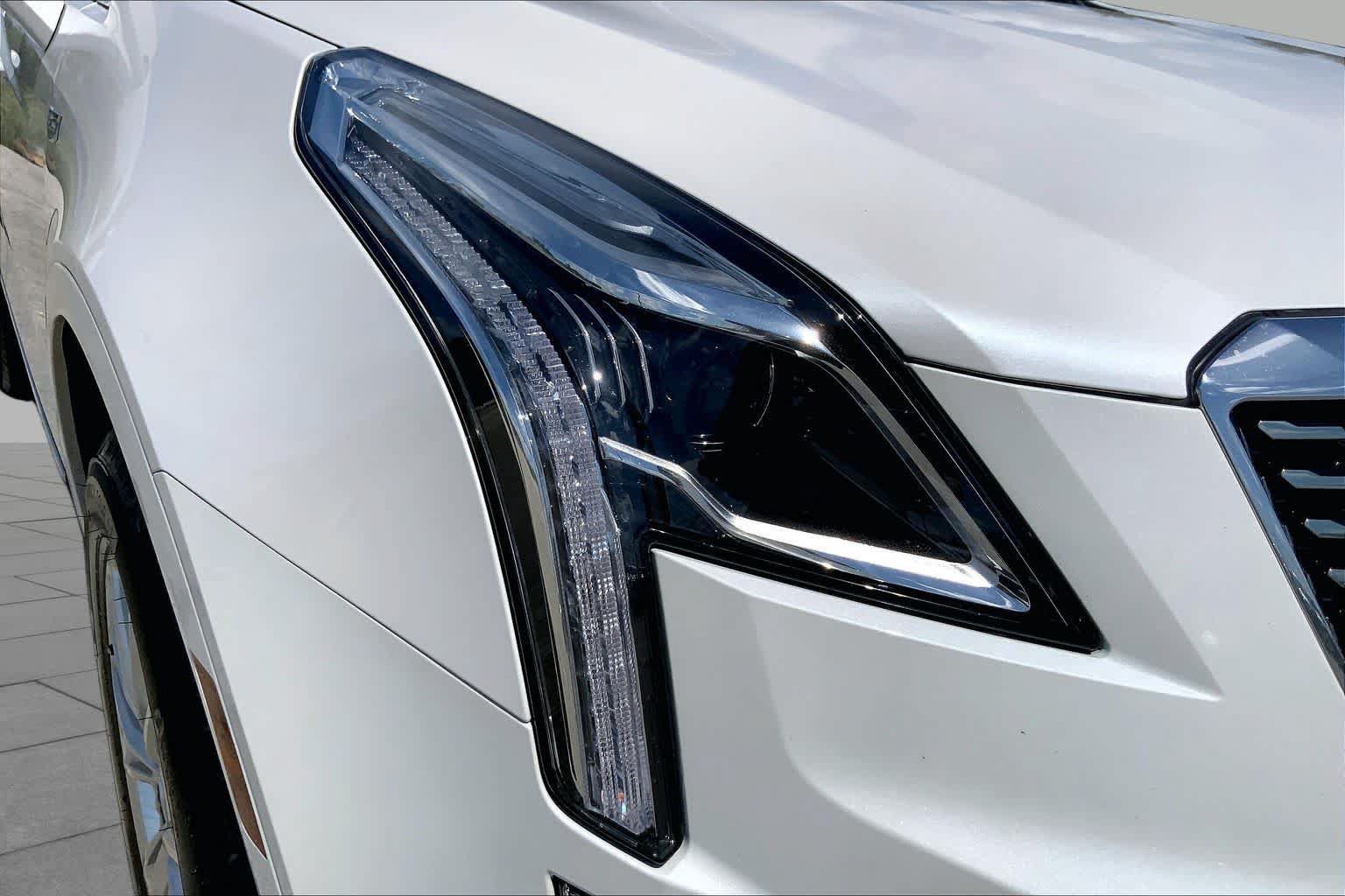 Used 2025 Cadillac XT5 Luxury w/ LPO, Floor Liner Package FWD image 27
