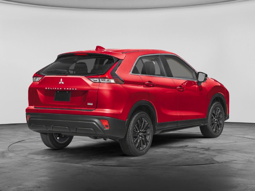 Used 2026 Mitsubishi Eclipse Cross LE AWD/4WD image 3