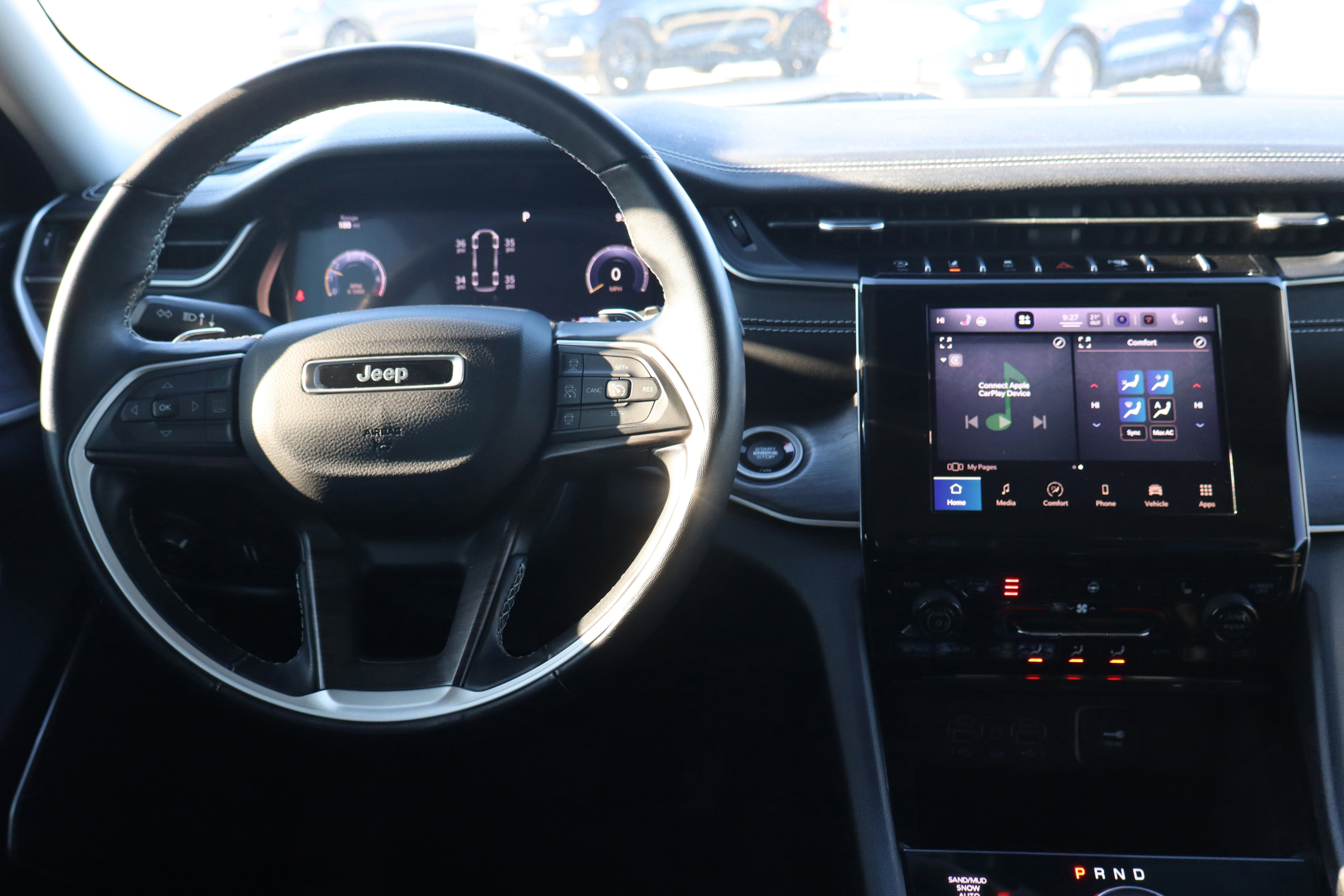 Used 2022 Jeep Grand Cherokee Limited image 14