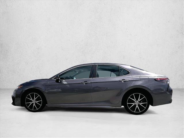 Used 2023 Toyota Camry SE FWD image 6