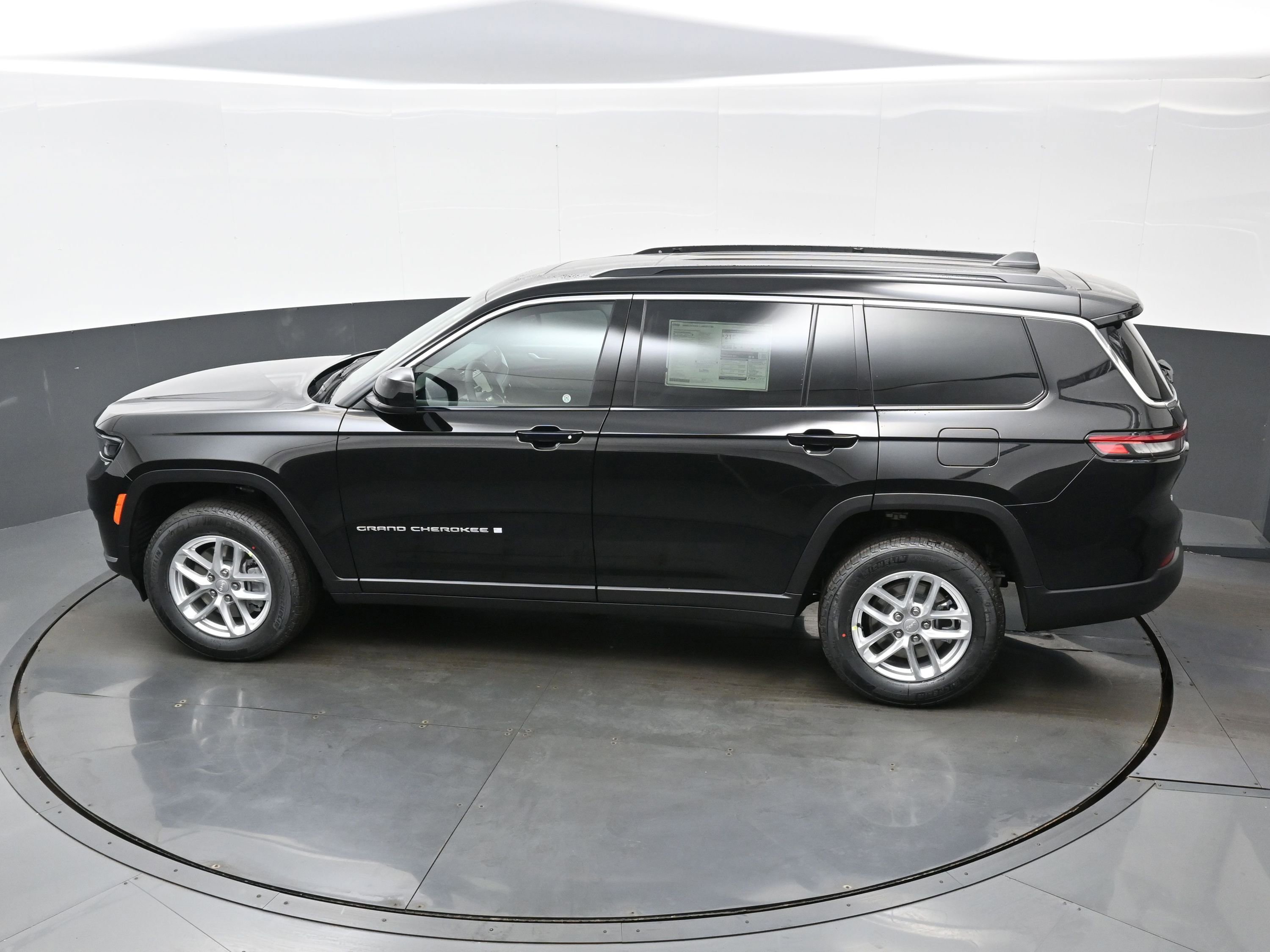 New 2026 Jeep Grand Cherokee L 4WD image 20