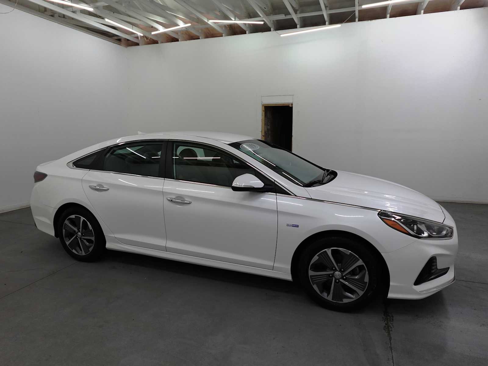 Used 2019 Hyundai Sonata Plug-In Hybrid FWD image 4