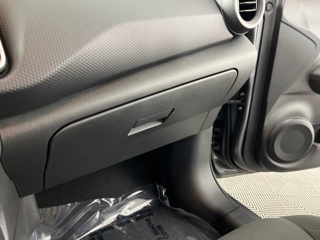 Certified 2025 Nissan Kicks Play S FWD image 34