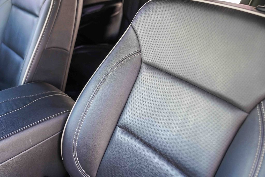 Used 2023 Chevrolet Traverse Premier image 27