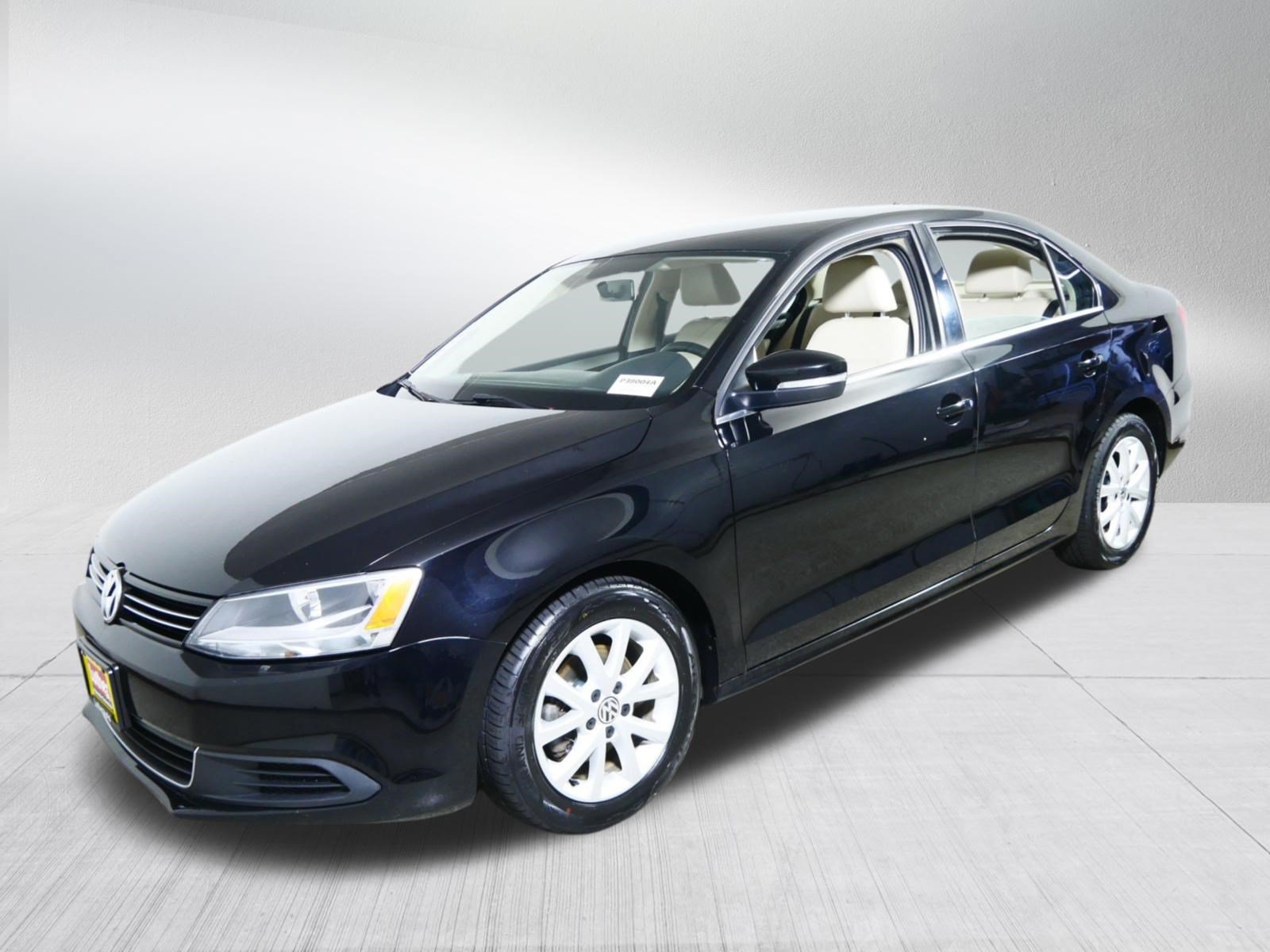 Used 2014 Volkswagen Jetta SE FWD image 3
