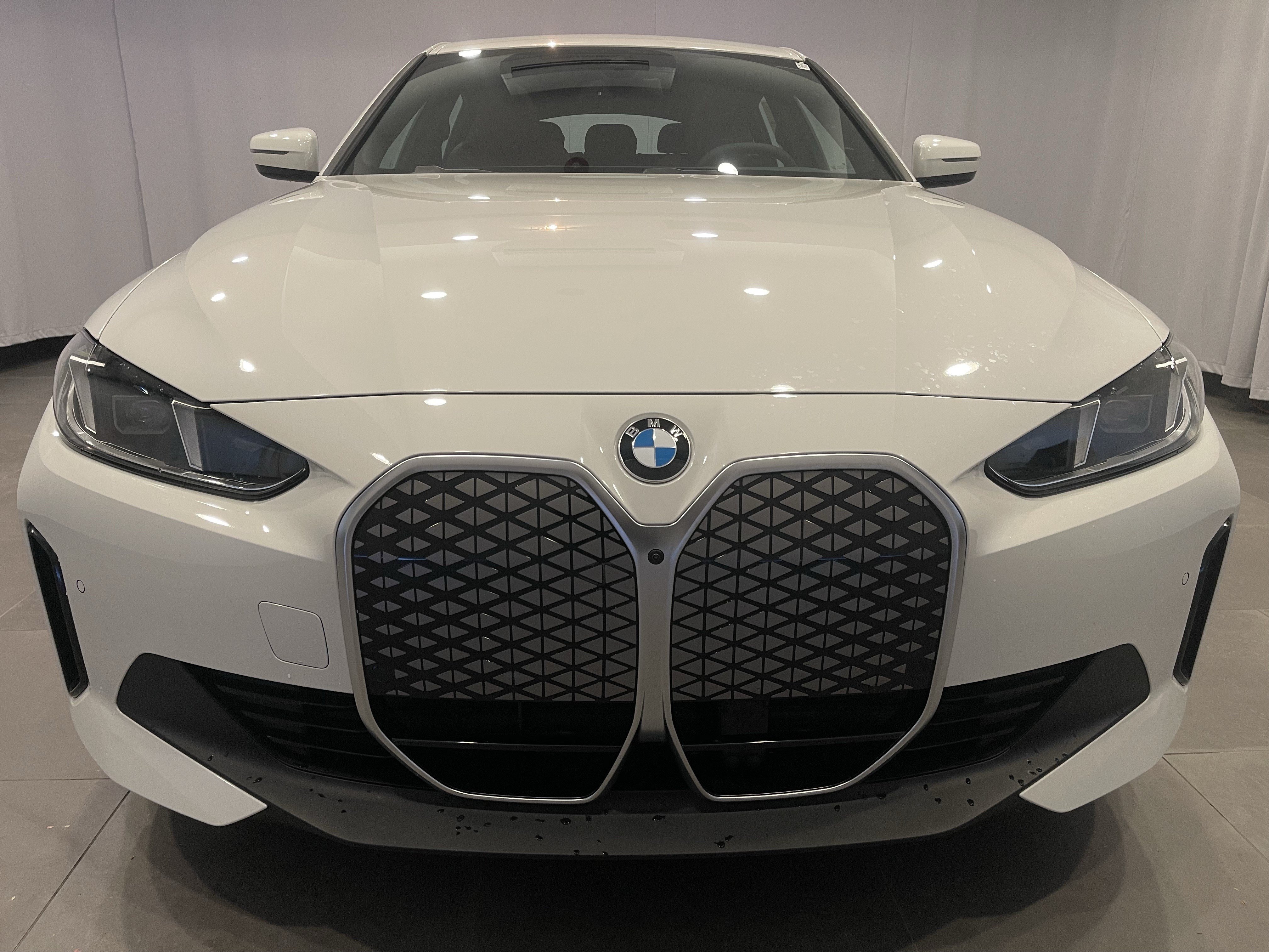 New 2026 BMW i4 xDrive40i w/ Parking Assistance Package AWD/4WD image 2