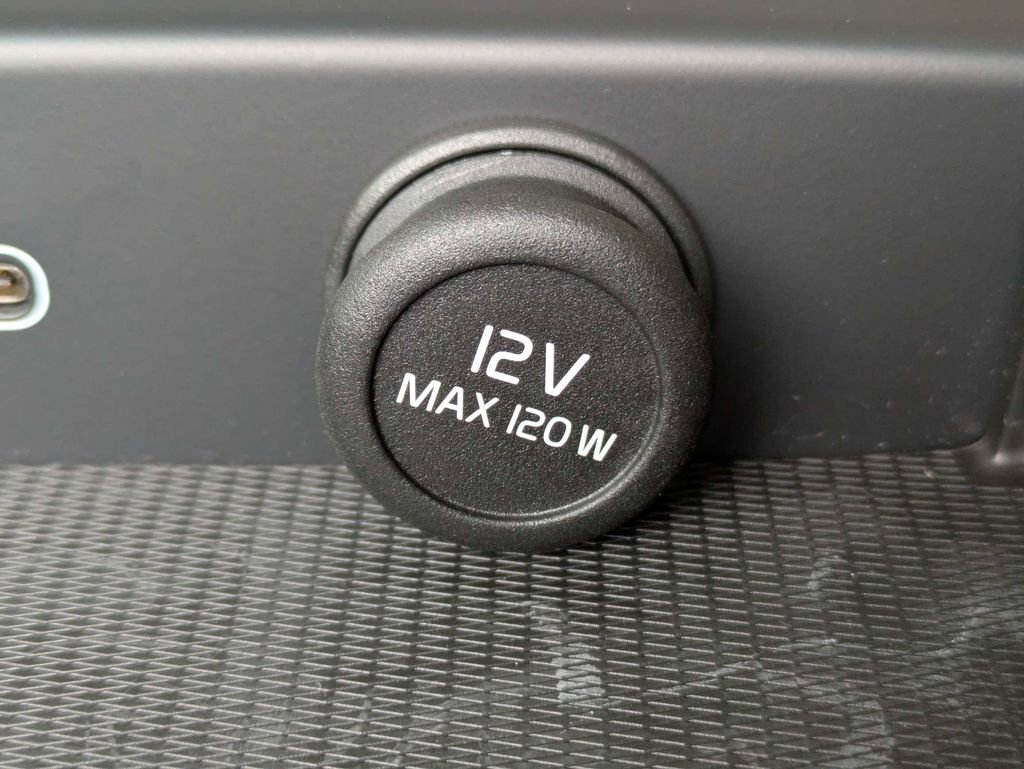 Certified 2024 Volvo S90 T8 Ultimate image 30