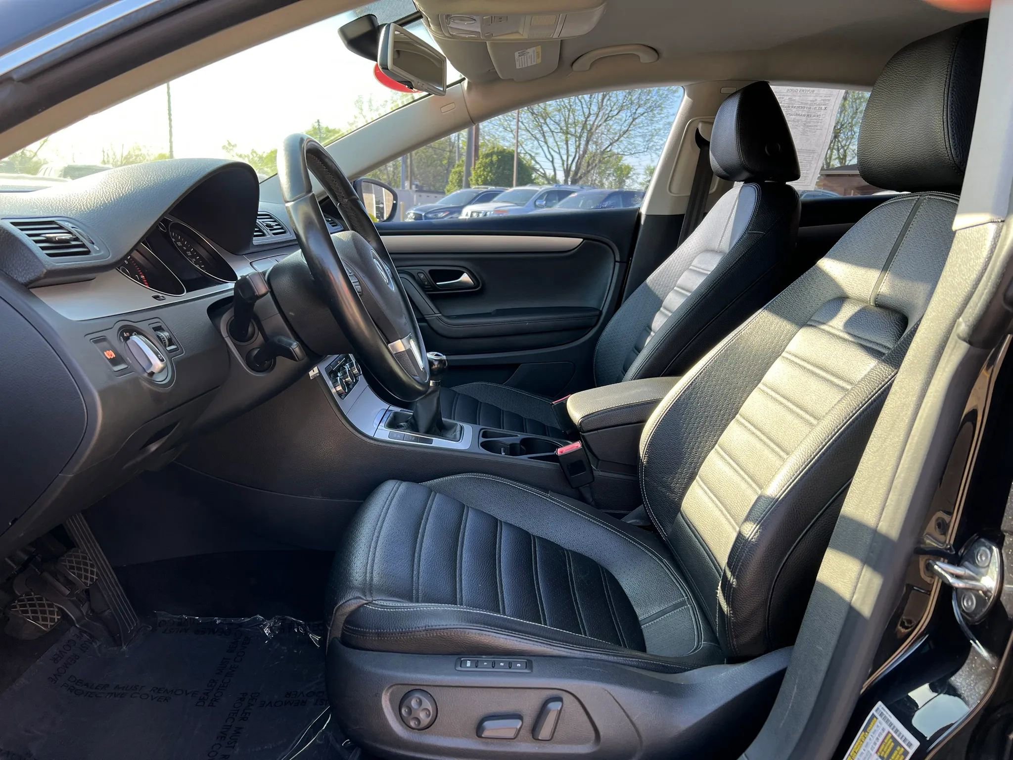 Used 2009 Volkswagen CC Sport FWD image 19