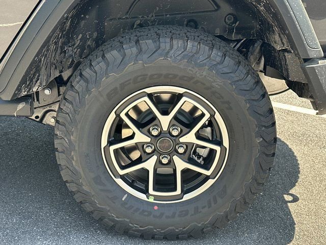 New 2026 Jeep Wrangler Unlimited Rubicon AWD/4WD image 18