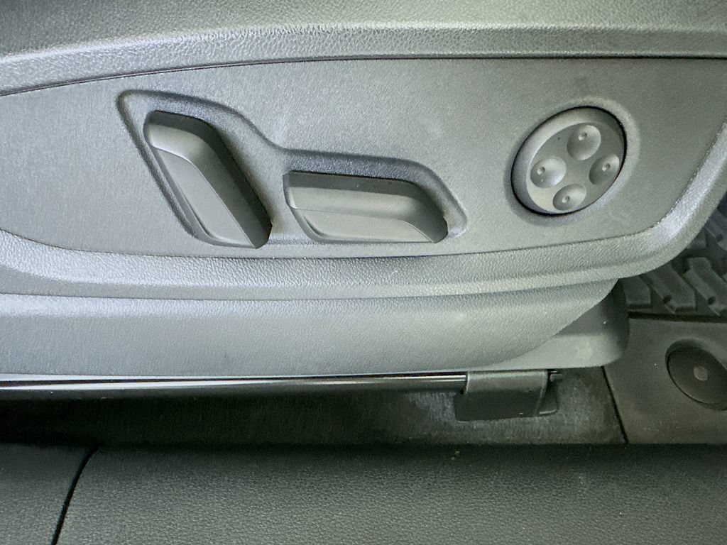 Used 2022 Audi SQ5 Premium Plus w/ Premium Plus Package AWD/4WD image 23