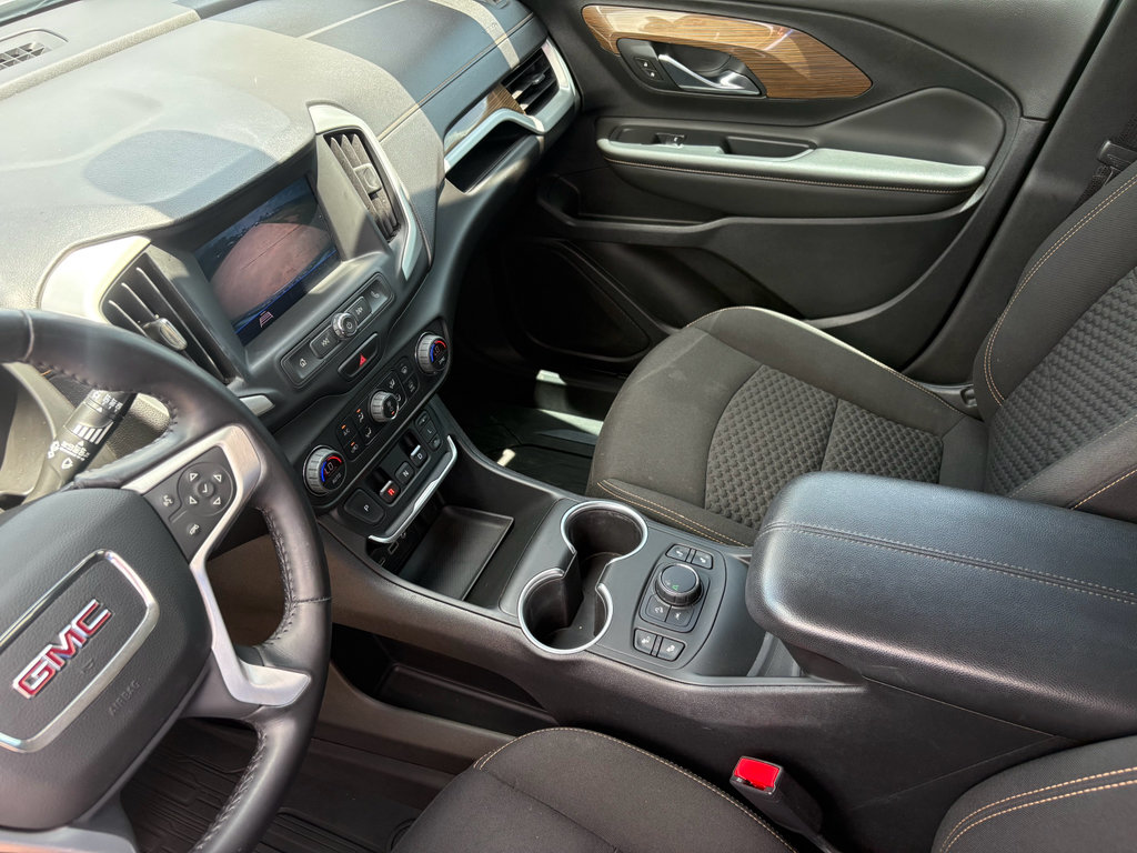 Used 2021 GMC Terrain SLE w/ Driver Convenience Package FWD image 16