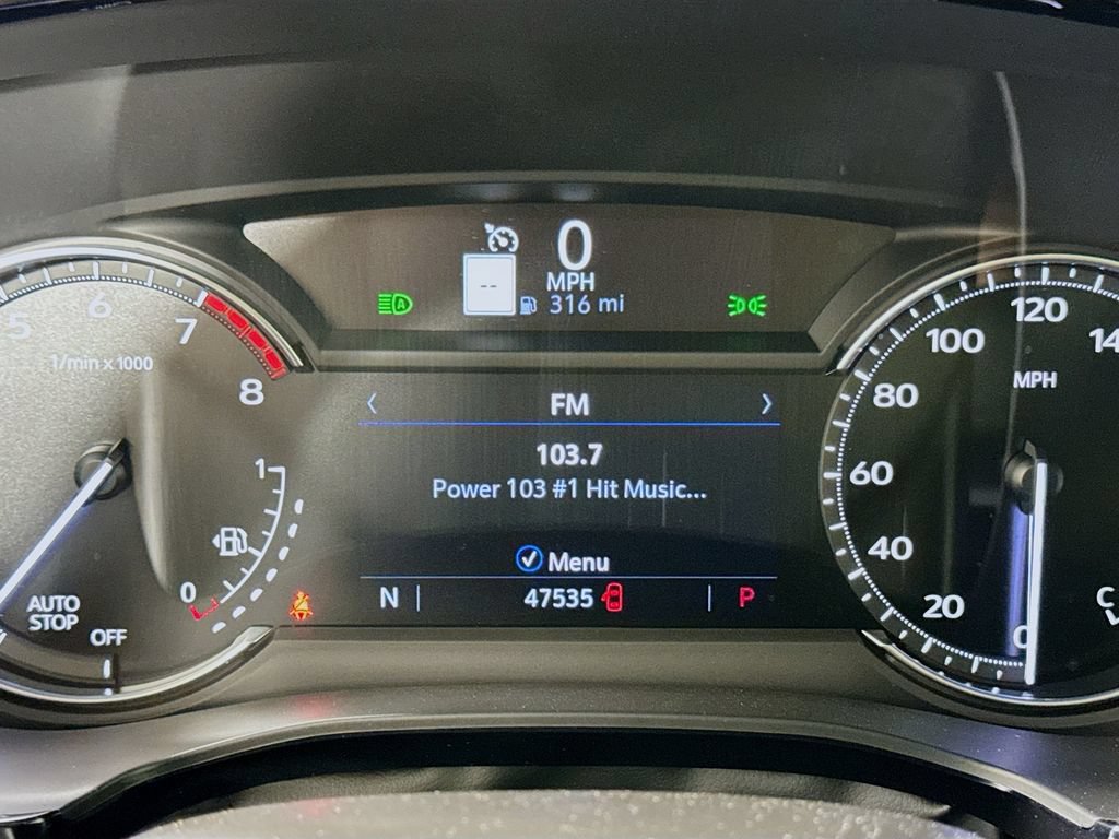 Used 2025 Cadillac XT5 Premium Luxury FWD image 10