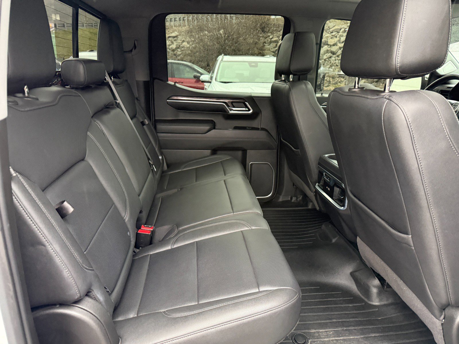 Used 2022 Chevrolet Silverado 1500 LTZ w/ LTZ Premium Package image 20