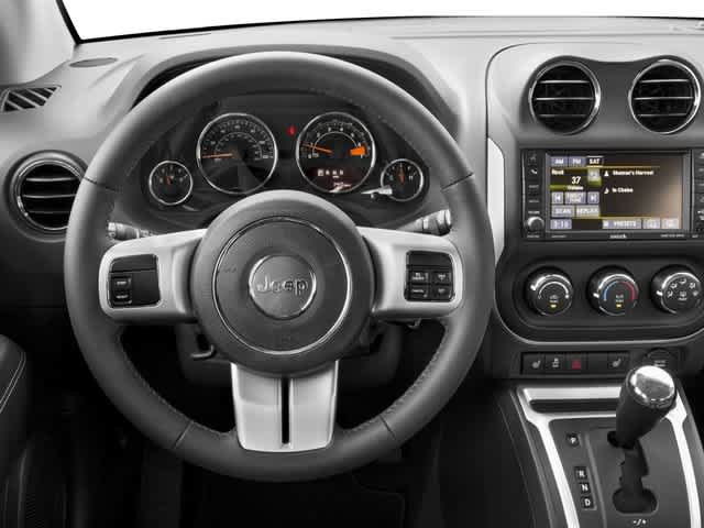 Used 2017 Jeep Compass High Altitude AWD/4WD image 9