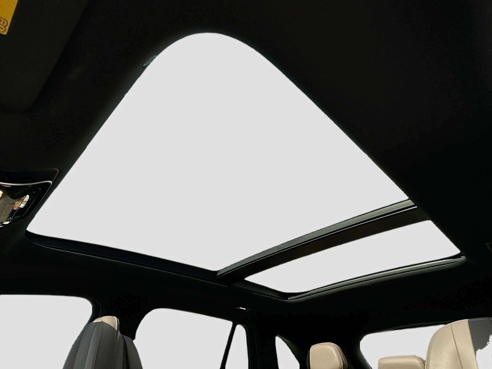 Certified 2023 Mercedes-Benz EQE 500 4MATIC SUV w/ Pinnacle Trim Package image 23