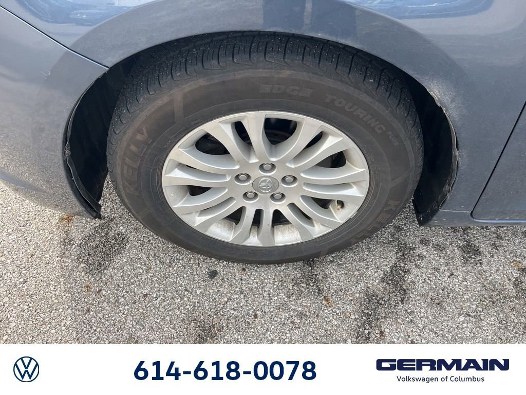 Used 2017 Toyota Sienna XLE Premium image 21