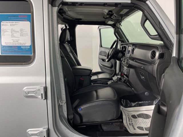 Used 2023 Jeep Wrangler Sport S image 35