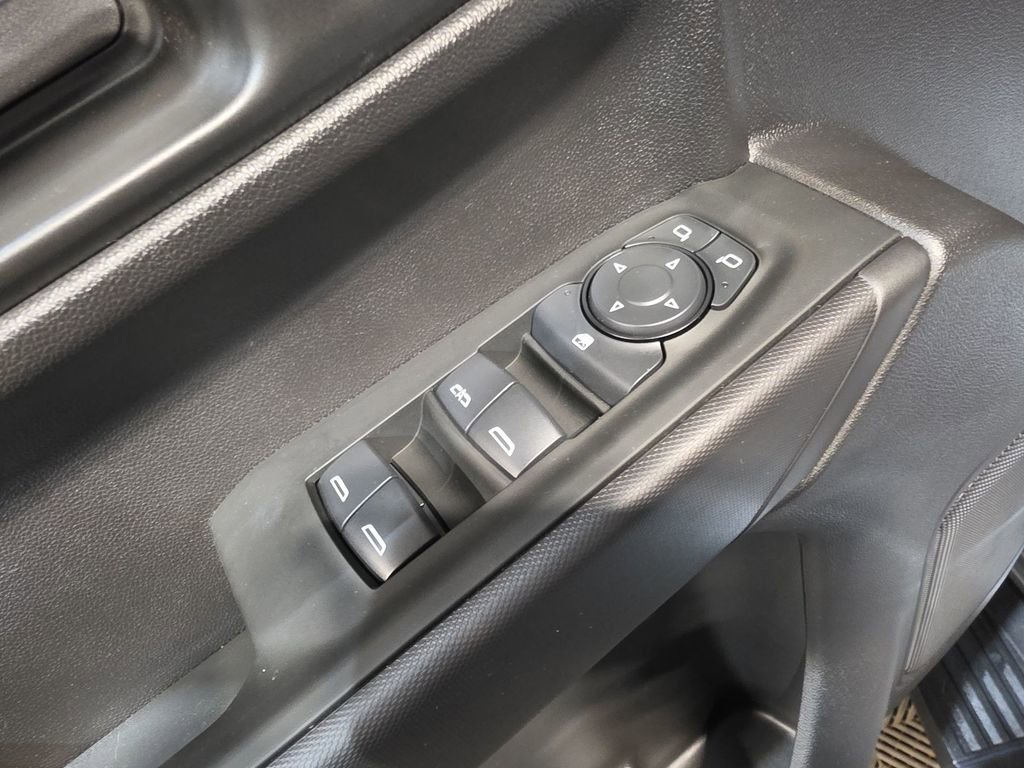 Used 2024 Chevrolet Silverado 1500 Custom Trail Boss w/ LPO, Dark Essentials Package AWD/4WD image 15