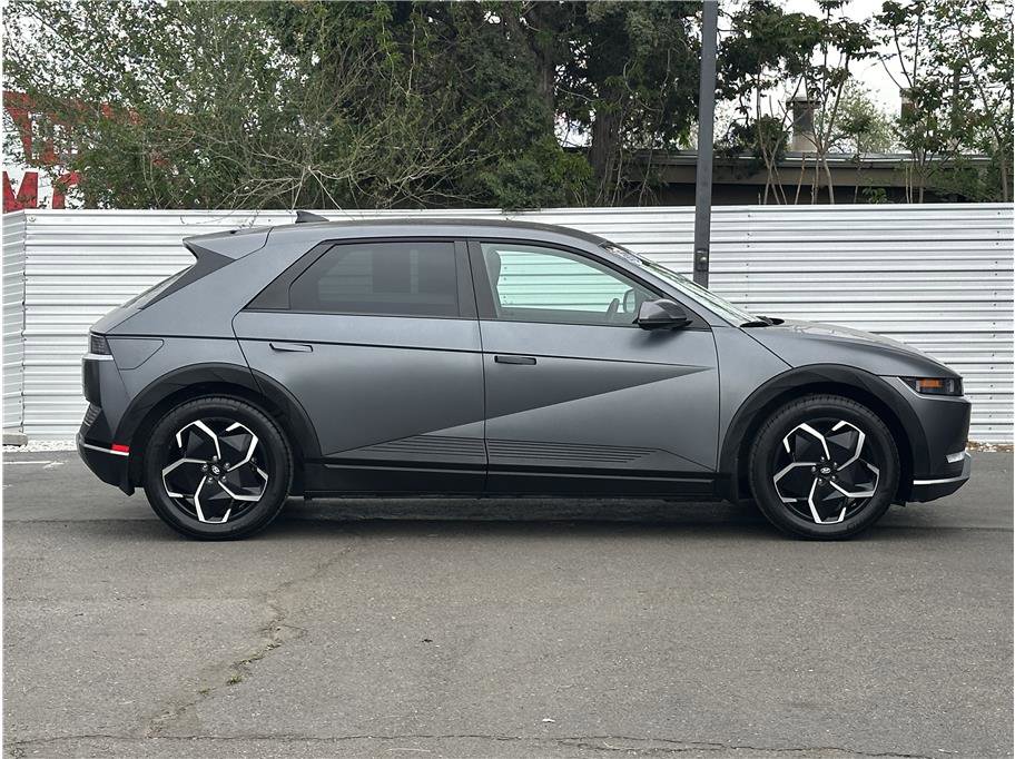 Used 2024 Hyundai Ioniq 5 SEL AWD/4WD image 9