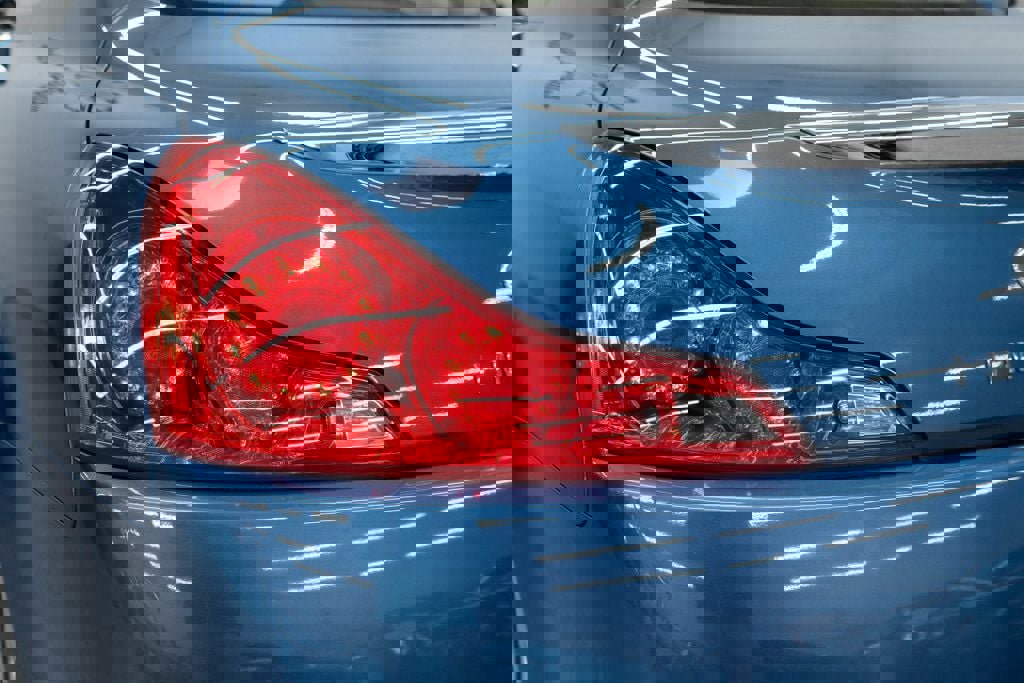 Used 2013 INFINITI G37 x w/ Premium Pkg image 37