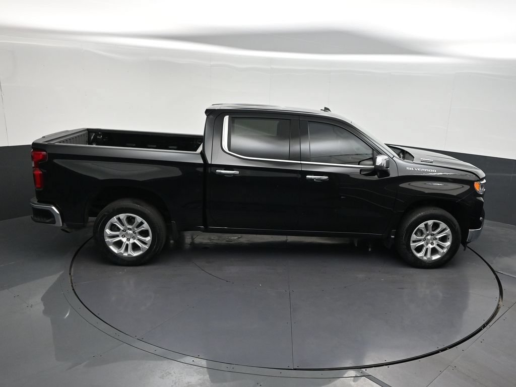 Used 2023 Chevrolet Silverado 1500 LTZ RWD image 22