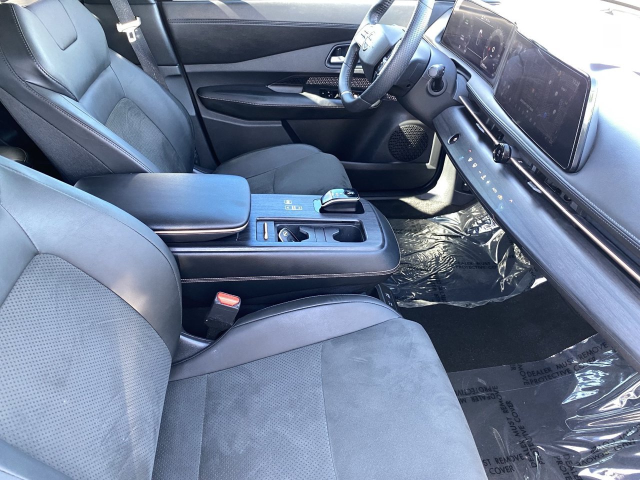 Certified 2024 Nissan Ariya FWD image 10
